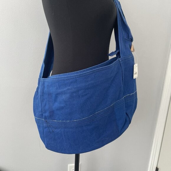 NWT Free People Waxed Canvas Zip Sling Bag ICELANDIS BLUE Purse We The Free - Picture 6 of 15
